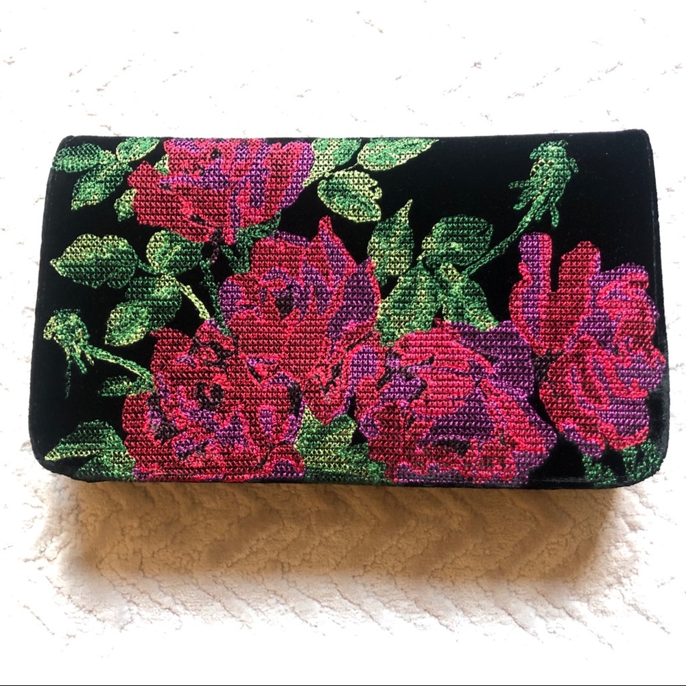 Shiraleah Velvet Floral Clutch